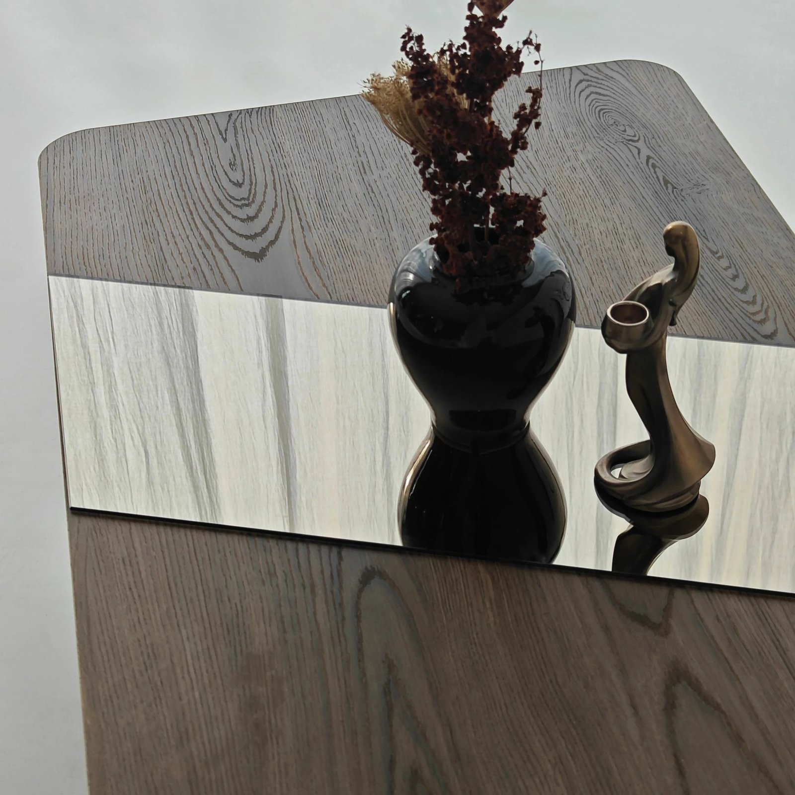 Tavolinë kafeje Skye Decor, ngjyrë bronzi dhe arre