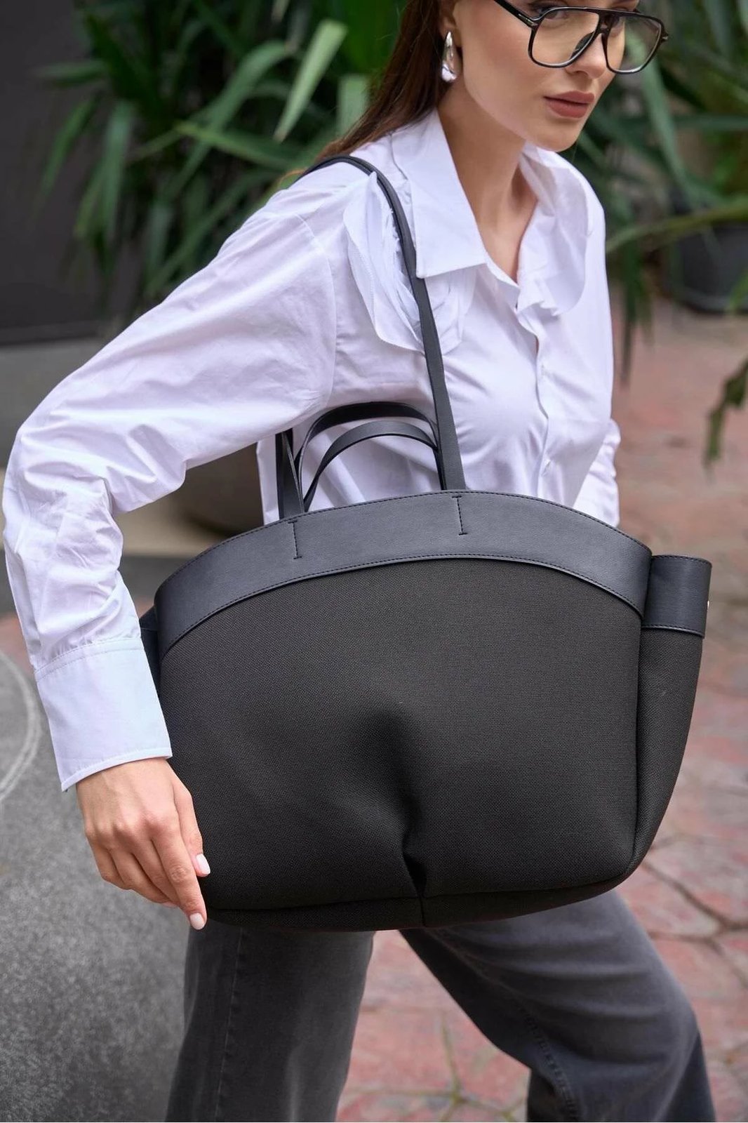Çantë shpatullës Zoozie Bags, e zezë, MK1020024S27-0001