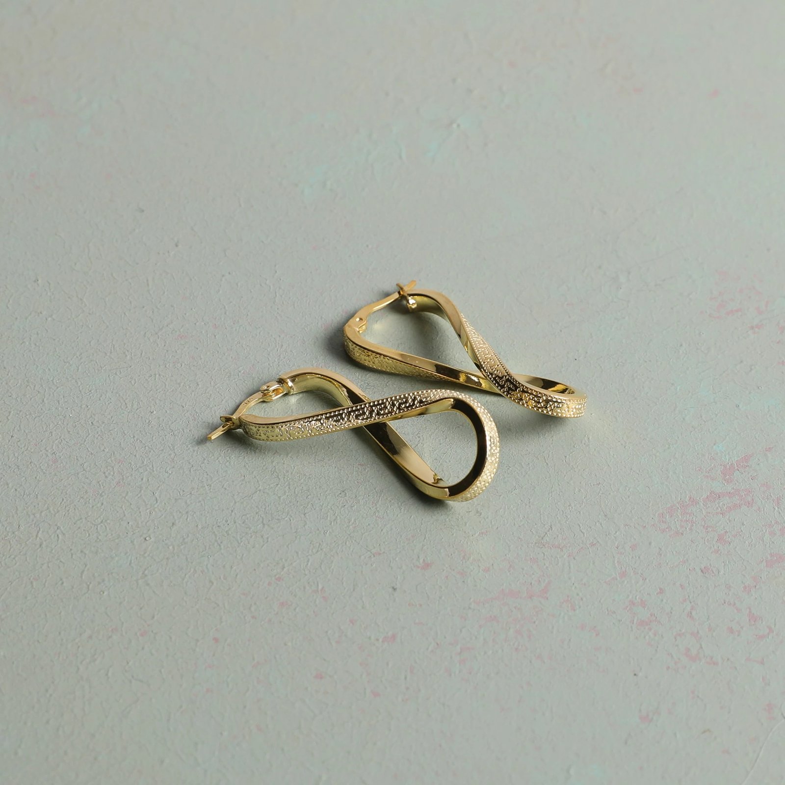 Vathë argjendi ngjyrë ari, Jumeon, 7624