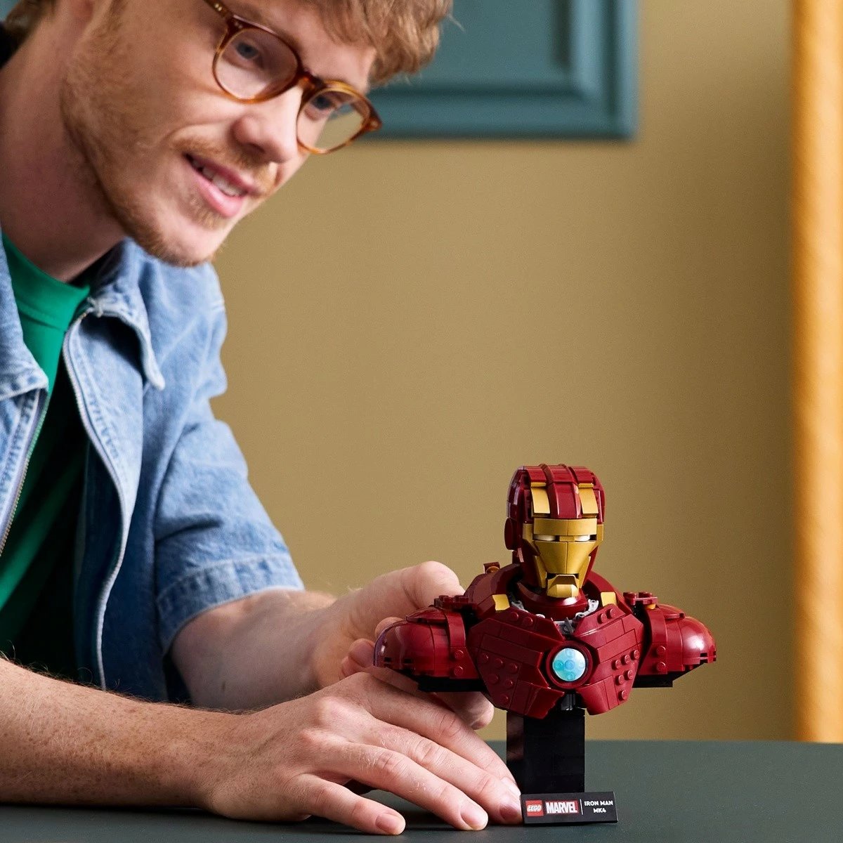 Set ndërtimi LEGO Marvel Super Heroes Iron Man Bust MK4, 436 pjesë, e kuqe/e artë
