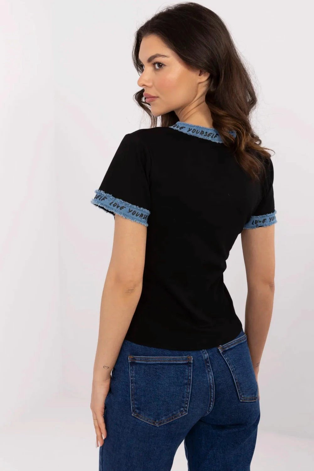 Maicë për femra NM 210880, e zezë