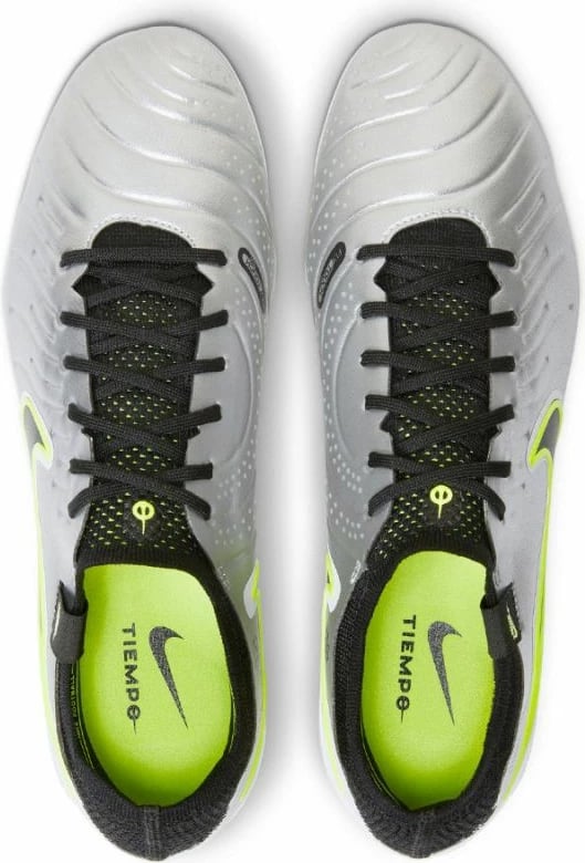 Atlete futbolli për meshkuj Nike, argjend Atlete futbolli për meshkuj Nike, argjend