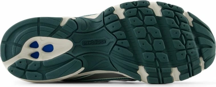 Atlete New Balance, të bardha