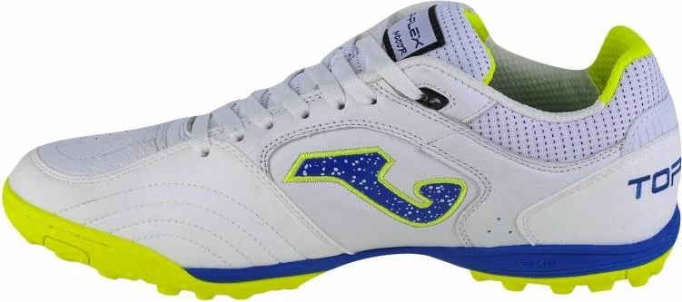 Atlete futbolli për meshkuj Joma, të bardha