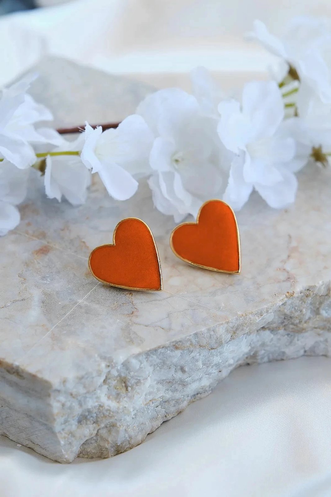 Vath zemër, ngjyrë ari, Jumeon, Trnc-Klpkup