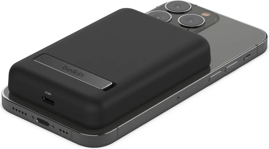 Power bank Belkin BPD004btBK me MagSafe, 5000 mAh, me mbajtëse, e zezë