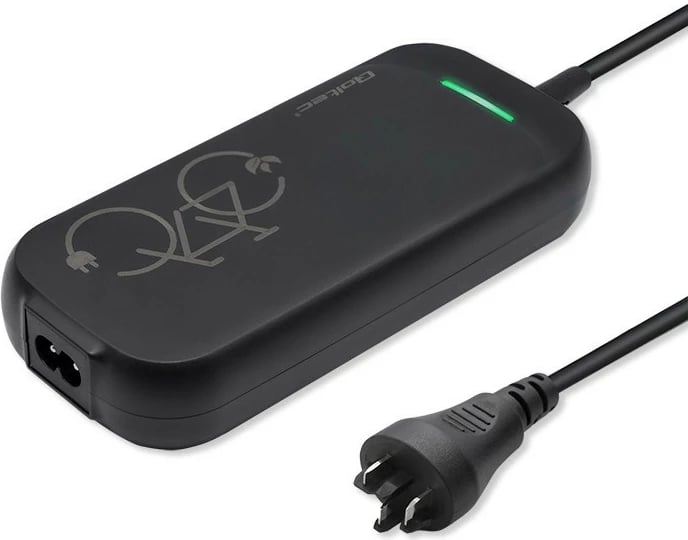 Karikues për biçikletë elektrike, Qoltec, 50762, 42V 2A 84W për bateri 36V Li-ion, prizë Bosch, IP54, me kabllo rryme, i zi