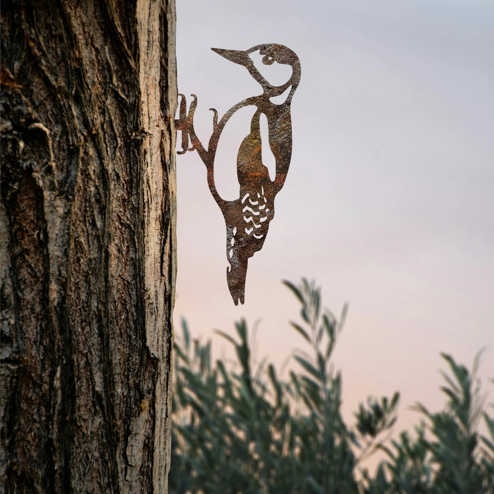 Objekt dekorativ për kopsht, zog në degë, ngjyrë kafe, Aberto Design, 18x30cm