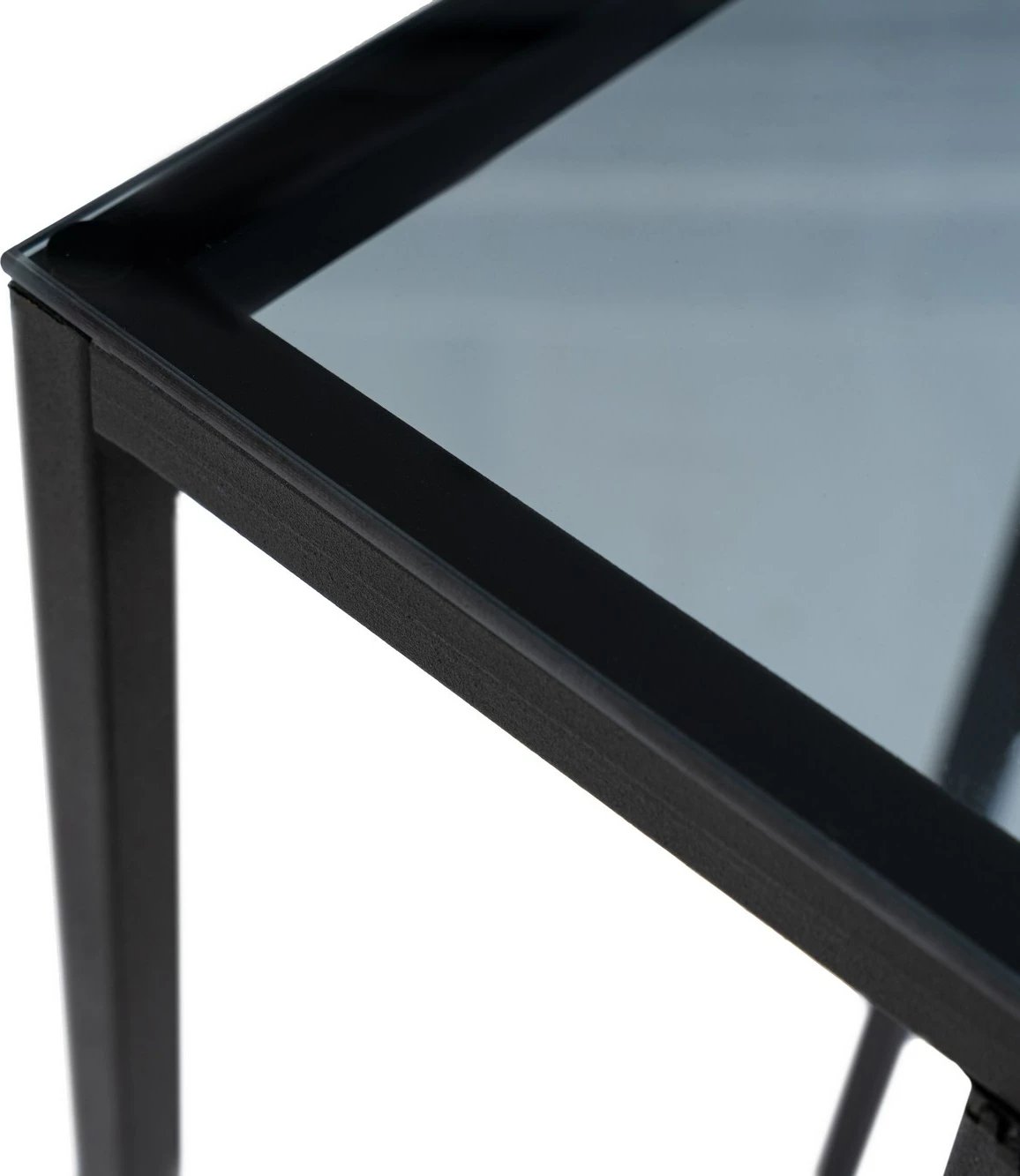 Tavolinë anësore Hanah Home, Alaska C, xham i tymosur