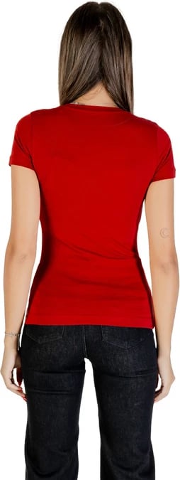 Maicë Guess femra e kuqe