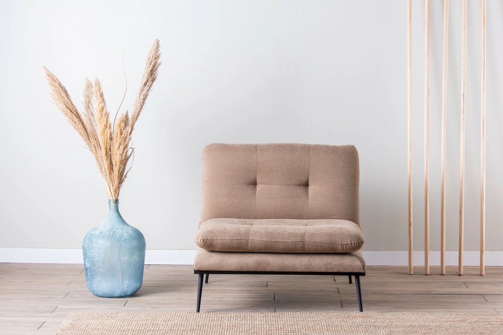 Karrige Wing Martin Solo, ngjyrë mink, Atelier del Sofa, GR121