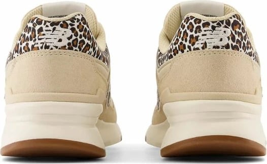 Këpucë New Balance për femra, ngjyrë krem