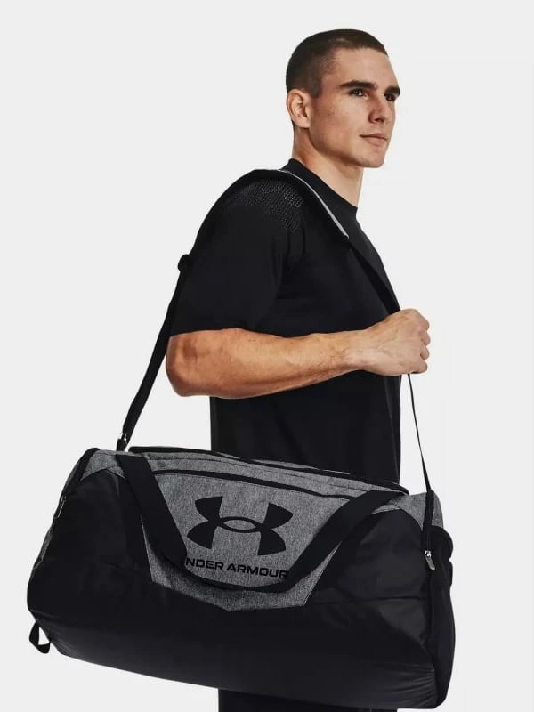 Çantë Under Armour për stërvitje, gri