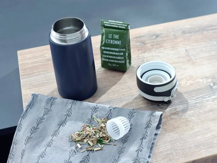 Gotë termike Leifheit 3247, 350 ml, inox, e zezë/blu Gotë termike Leifheit 3247, 350 ml, inox, e zezë/blu