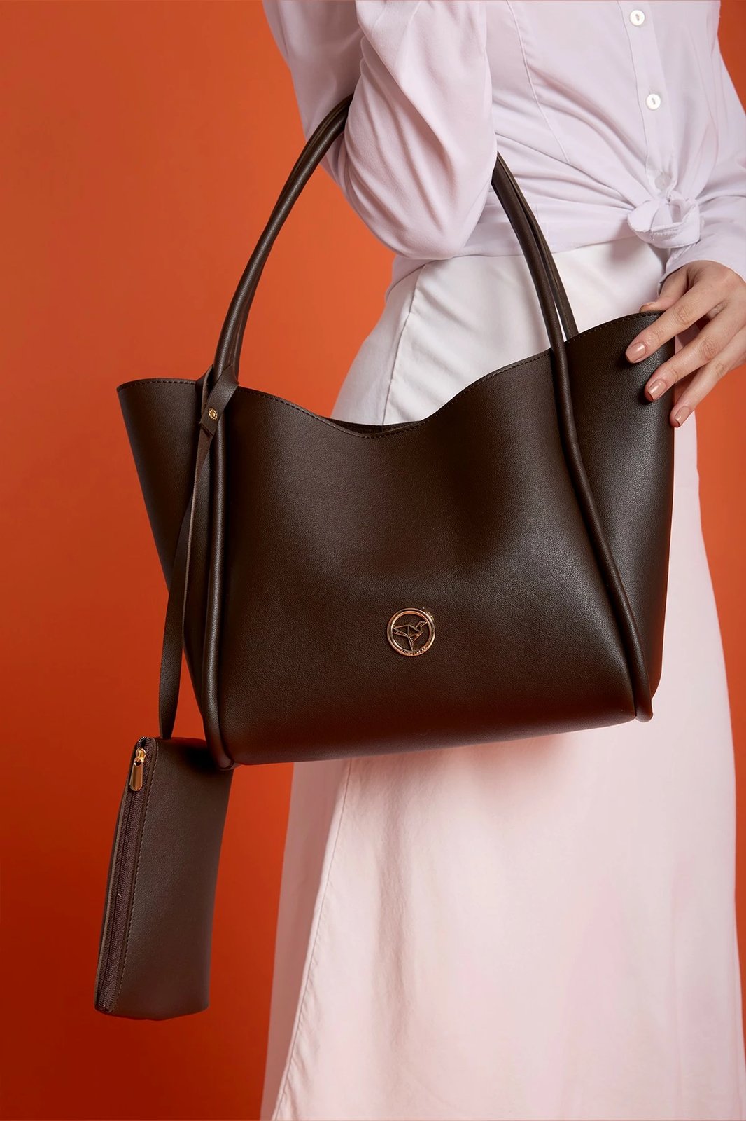 Çantë shpatull për femra, ngjyrë kafe, Zoozie Bags, Athens