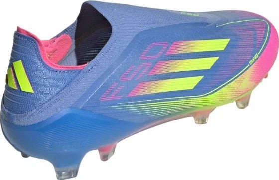 Atlete futbolli adidas për meshkuj, shumëngjyrëshe Atlete futbolli adidas për meshkuj, shumëngjyrëshe