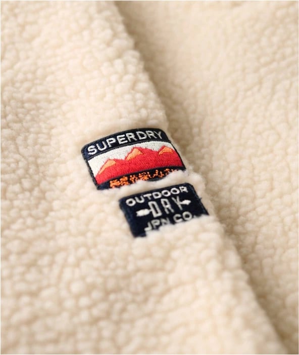 Jakne Superdry femra, e bardhë