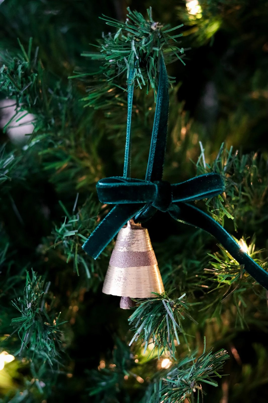 Dekor për pemë të Vitit të Ri, kadife e errët, Evila Originals, BSY242, 4x12cm