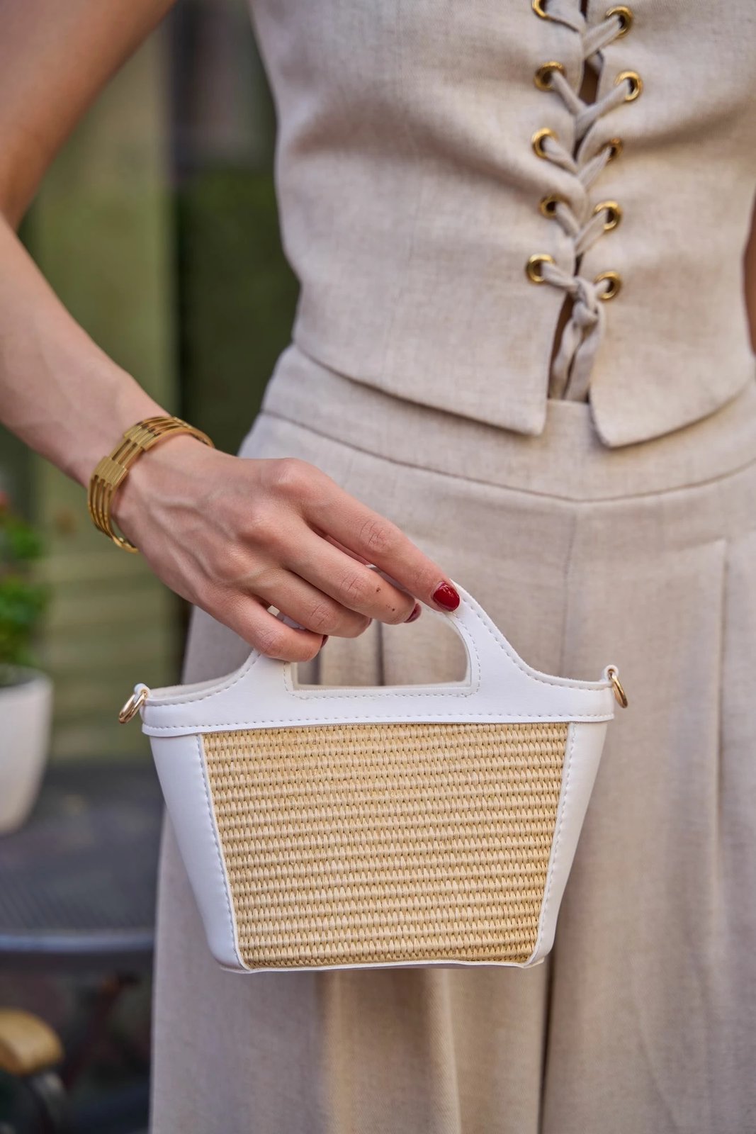 Çantë dore Zoozie Bags, MK1020225SV10-016, e bardhë, lisi Çantë dore Zoozie Bags, MK1020225SV10-016, e bardhë, lisi