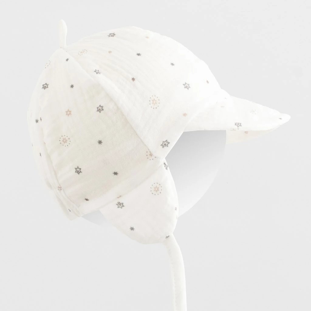 Kapelë verore muslin me strehë, New Baby, Arthur, 100% pambuk, madhësia 80/86, për djem, e bardhë