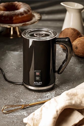 Rrahës qumështi me ngrohje, Adler AD 4478, 500W, 115 ml shkumëzim / 240 ml ngrohje, i zi