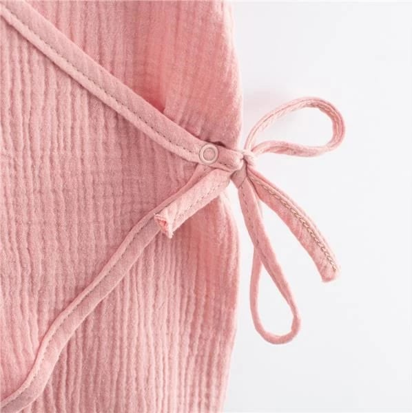 Kombinezon bebesh, New Baby, muslin pambuk 100%, me lidhëse anësore dhe kopsa, mëngë të gjata, për vajza, madhësia 62 (3-6m), rozë