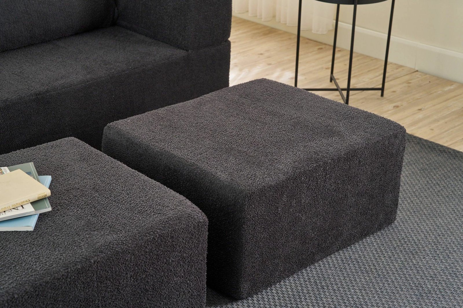 Divan-krevat dy ulëshe, ngjyrë antracit, Atelier del Sofa, me 2 pouffe