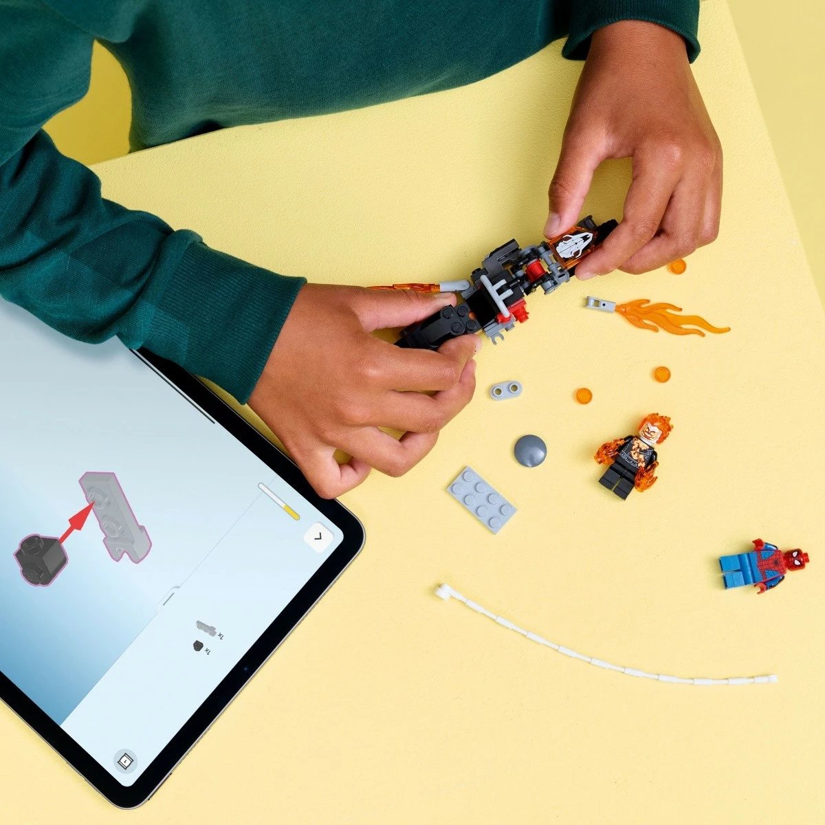 Set ndërtimi LEGO Marvel 76335 Spider-Man vs Ghost Rider, 72 pjesë, 6+, set i vogël