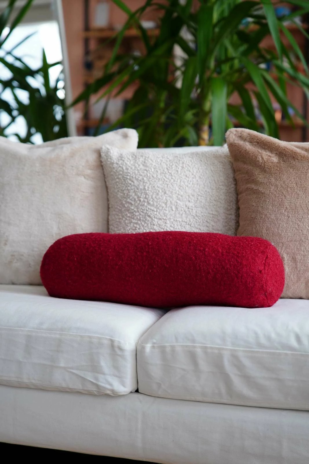 Jastëk cilindrik Evila Originals, Teddy Roller, i kuq