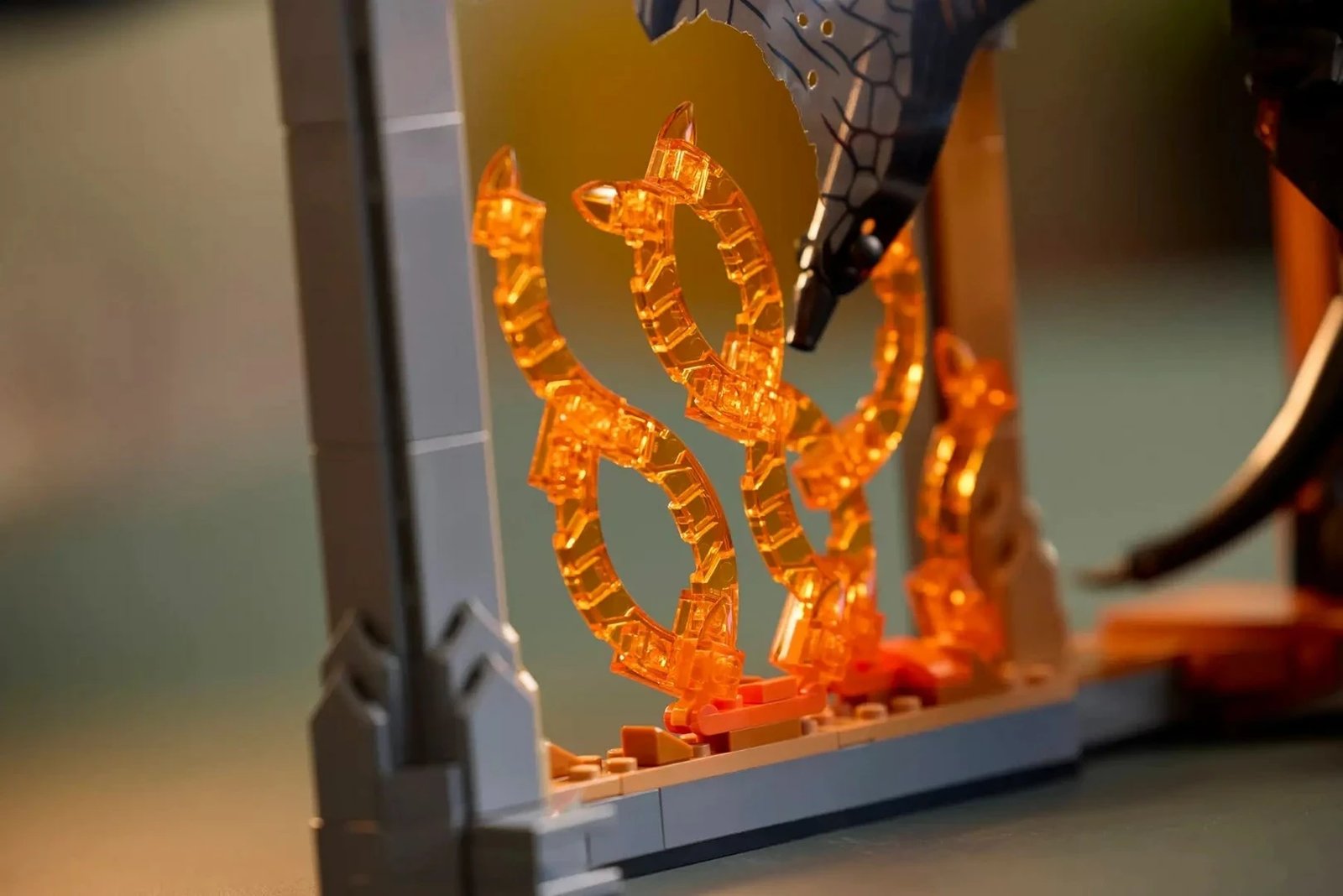 Set LEGO ICONS Lord of the Rings Balrog Book Nook, 10367, për të rritur, 1 minifigurë Set LEGO ICONS Lord of the Rings Balrog Book Nook, 10367, për të rritur, 1 minifigurë