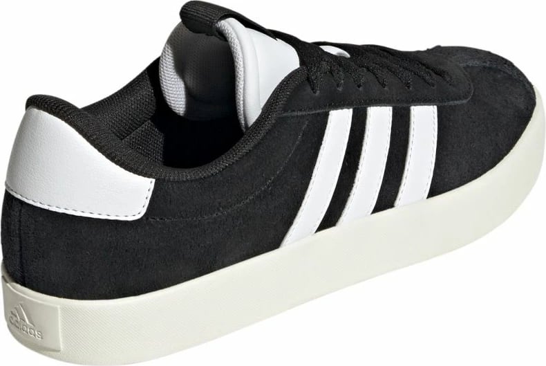Atlete adidas, të zeza