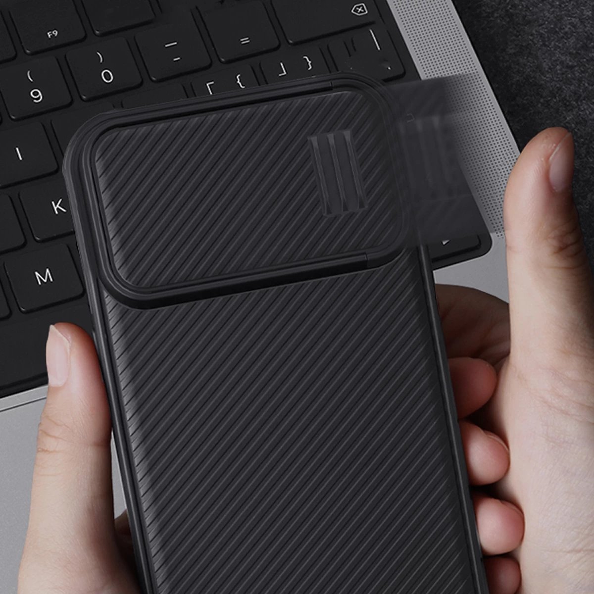 Mbështjellës Nillkin CamShield S Case për iPhone 14 Pro Max, me mbrojtës kamere, i zi