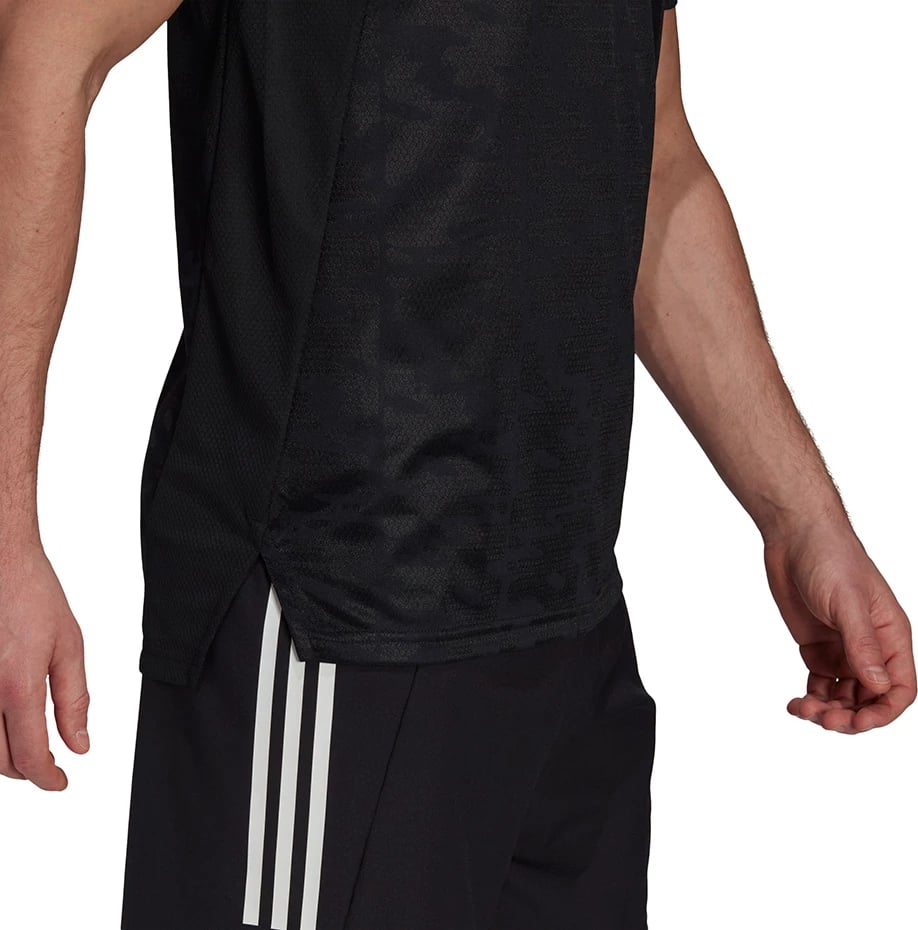 Maicë për meshkuj adidas, e zezë