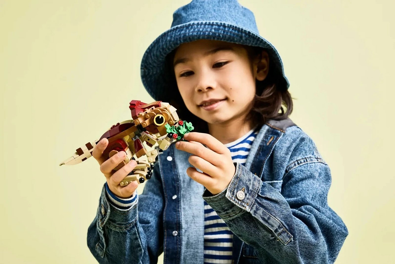 Set LEGO Jurassic World 76970 Baby Dinosaur Dolores Aquilops