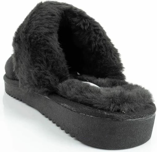 Papuqe për femra O'Neill, të zeza