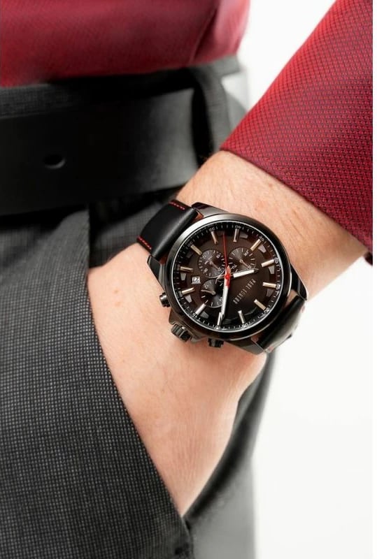 Orë dore për meshkuj Paul Lorens, e zezë