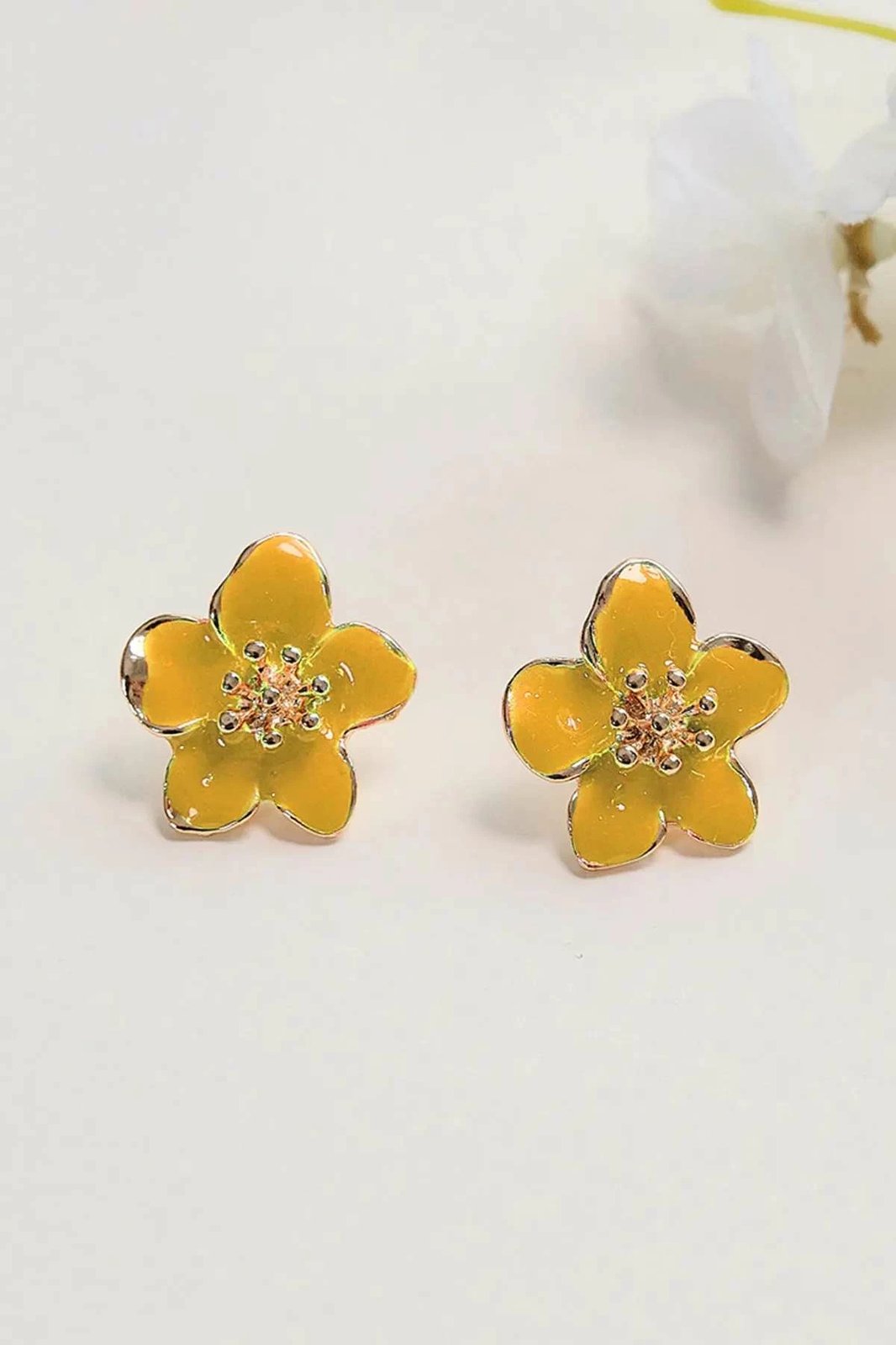 Vathë Jumeon, ngjyrë ari, lule, një madhësi