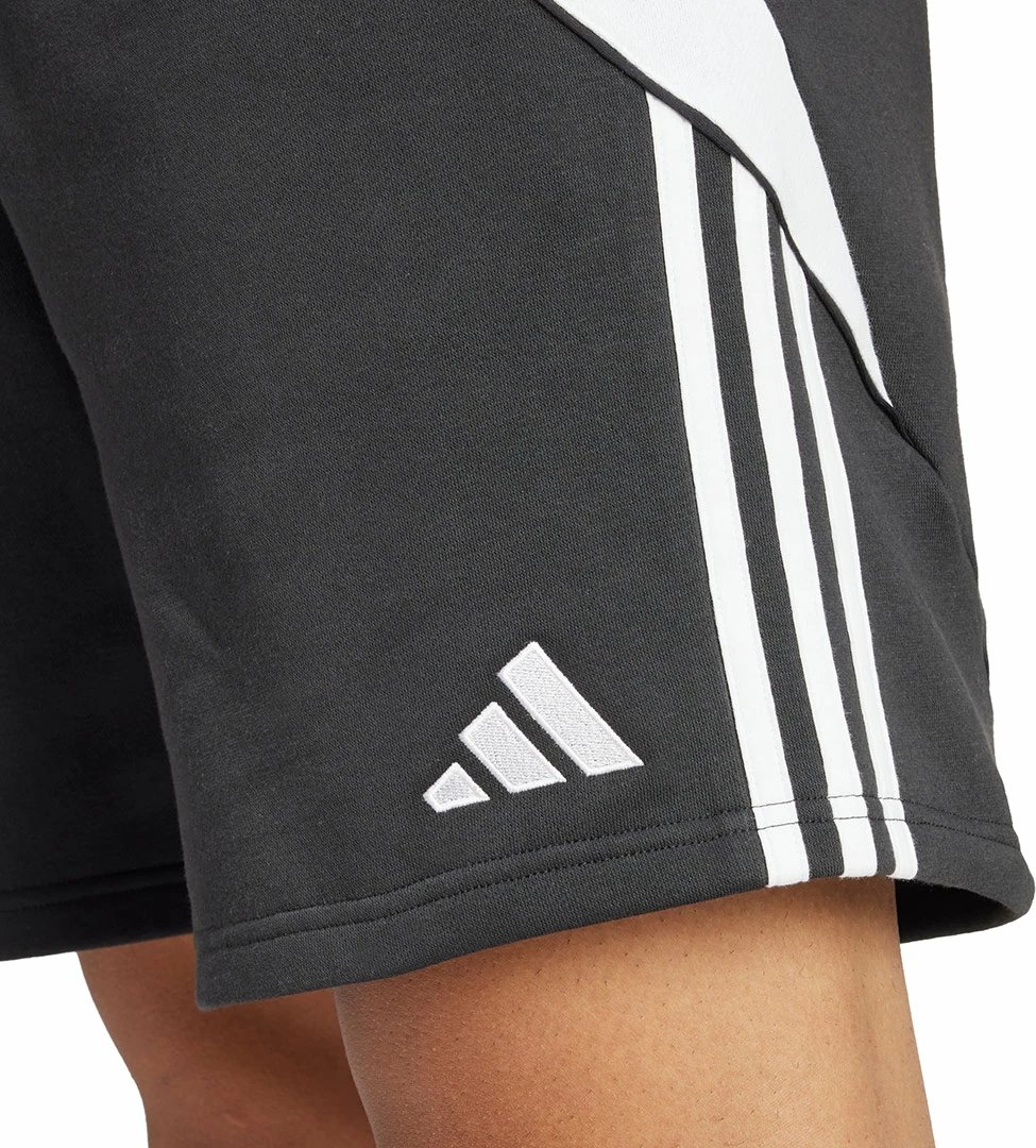 Shorce për meshkuj adidas, të zeza
