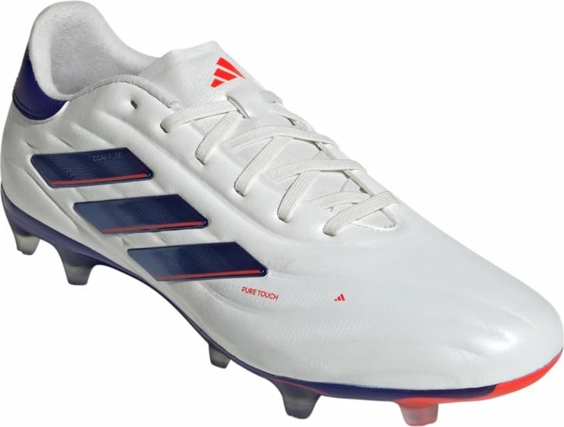 Atlete futbolli adidas për meshkuj, të bardha