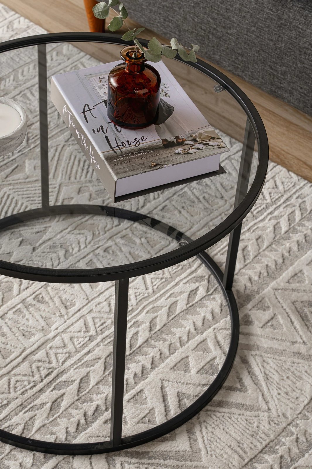 Tavolinë kafeje, xham i temperuar, këmbë metalike, e zezë, Skye Decor, 60cm