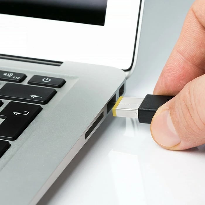 Adapter rryme për laptop Qoltec 50098.45W, 20V, 2.25A, Slim Tip + Pin, i zi