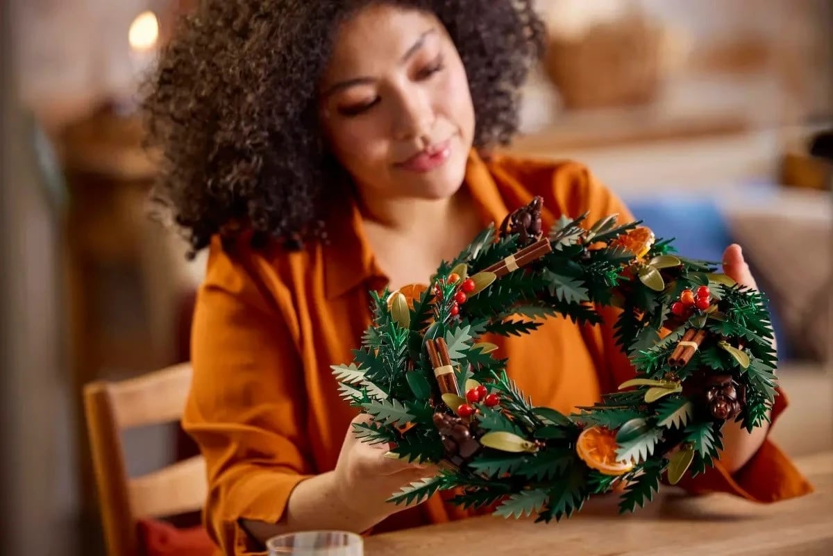 Lodra LEGO ICONS 10340 Wreath, për të rritur, shumëngjyrëshe