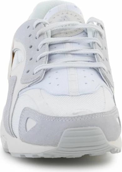 Atlete për meshkuj Nike, të bardha