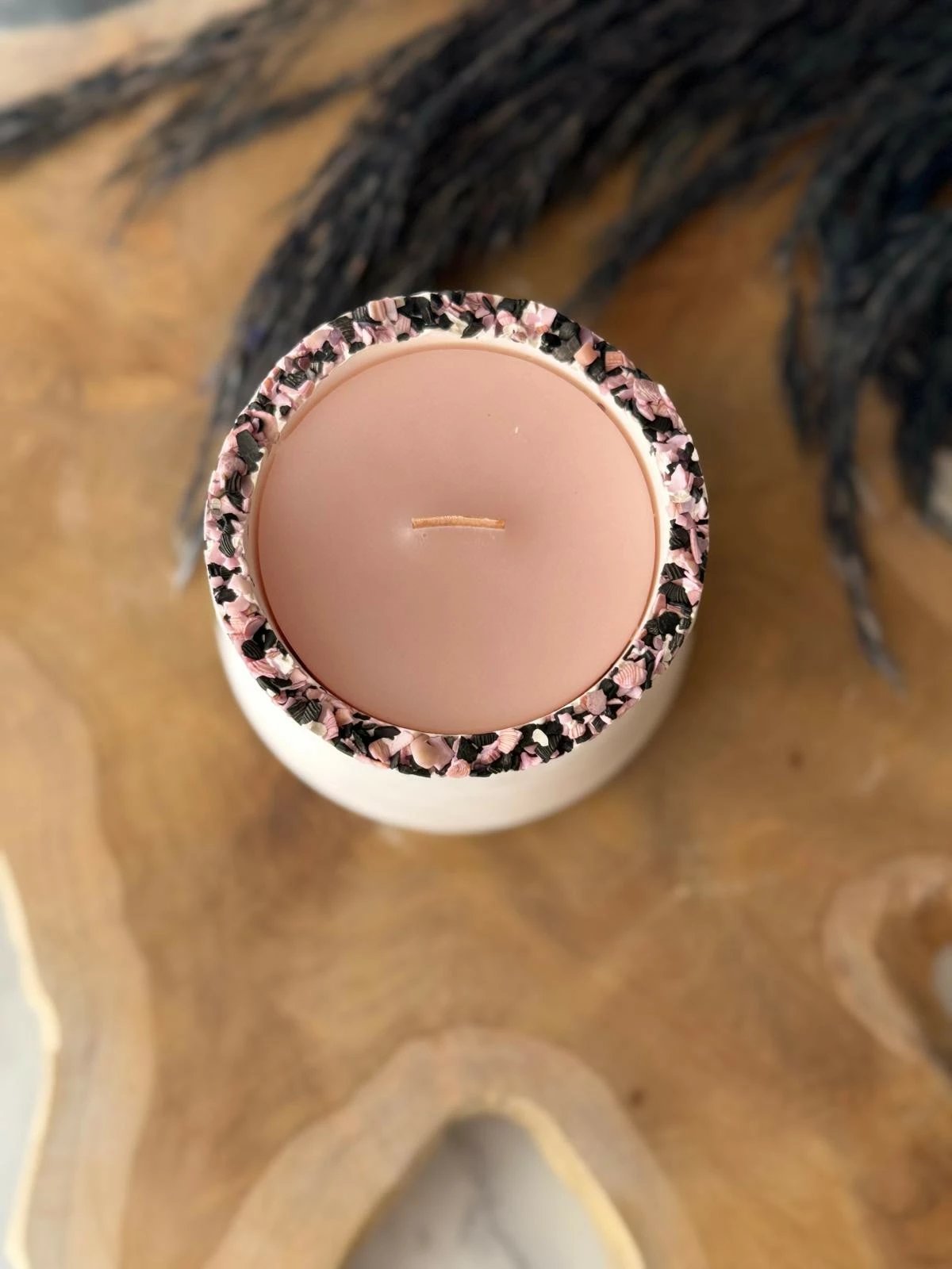 Qiri Glamour, Evila Originals, 7TM, rozë dhe bardhë, sojë, beton, 7x10x7cm