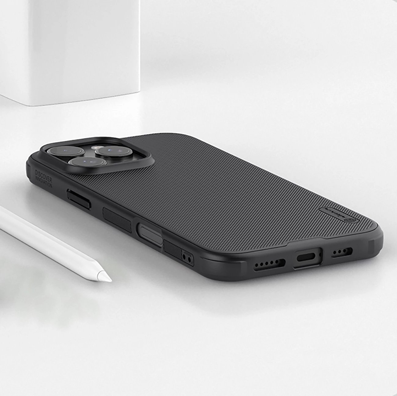 Mbështjellës Nillkin Super Frosted Shield Pro për iPhone 16 Pro, i zi