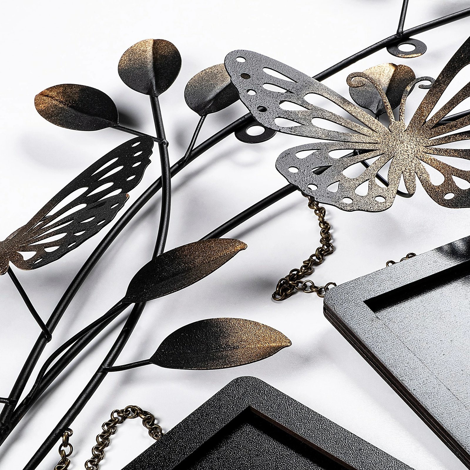 Aksesor dekorativ metalik për mur, Wallity Dalvere 2, shumëngjyrësh, 93x65x4cm