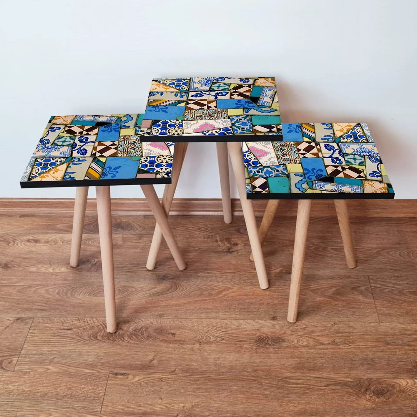 Set tavolinash ndihmëse, 3 copë, Skye Decor, shumëngjyrëshe, 3Shp25