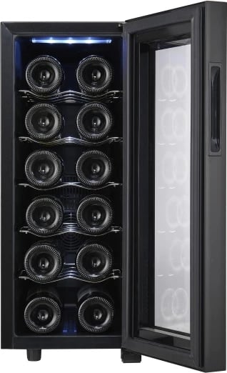 Frigorifer pije, Adler AD 8083, 33 L, 12 shishe, termolektrik 12–18°C, panel me prekje, i zi Frigorifer pije, Adler AD 8083, 33 L, 12 shishe, termolektrik 12–18°C, panel me prekje, i zi