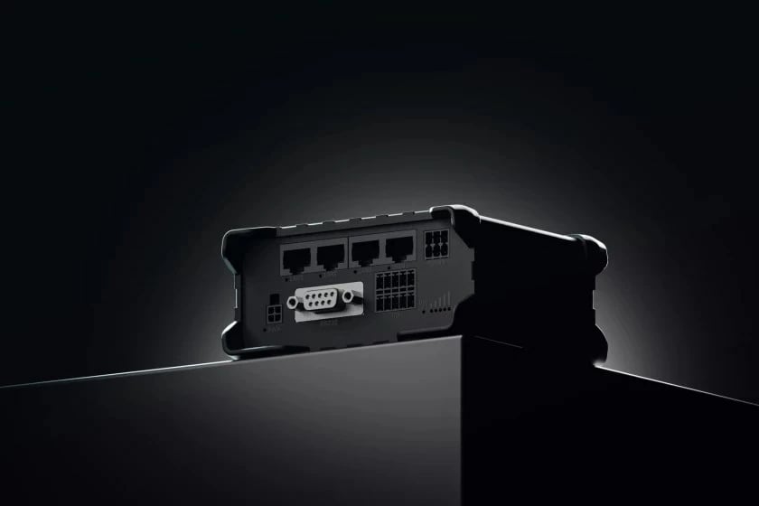 Ruter celular Teltonika RUT976, LTE, 1x Gigabit Ethernet, i zi