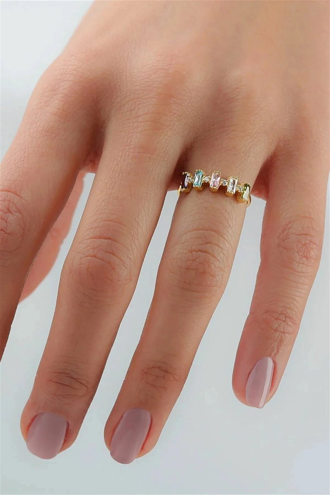 Unazë Jumeon, ngjyrë ari, me gurë zirkon, e rregullueshme